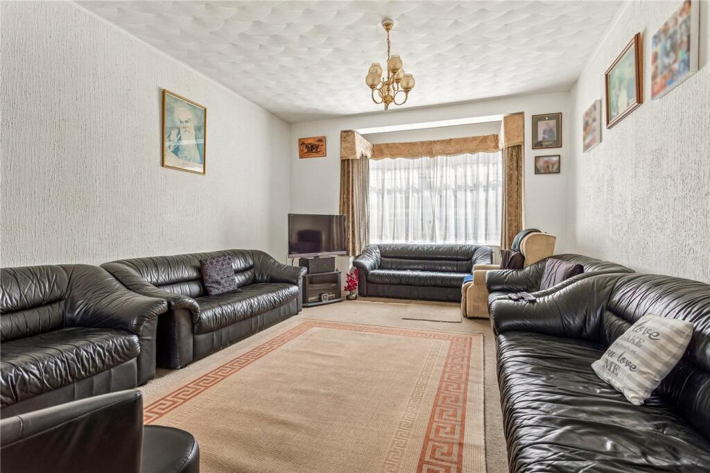 House in London - View 3
