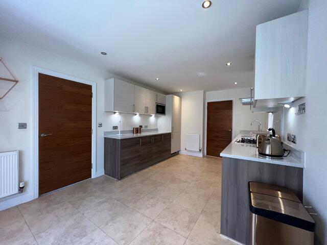 House in Chelmsford, Danbury - More