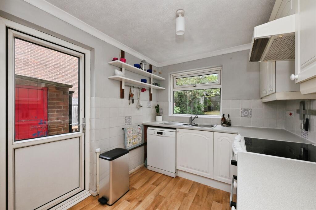 Thaxted Road, Saffron Walden - View 3
