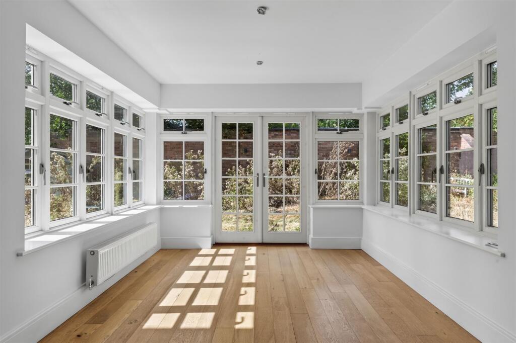 House in Northampton, Hackleton - View 4