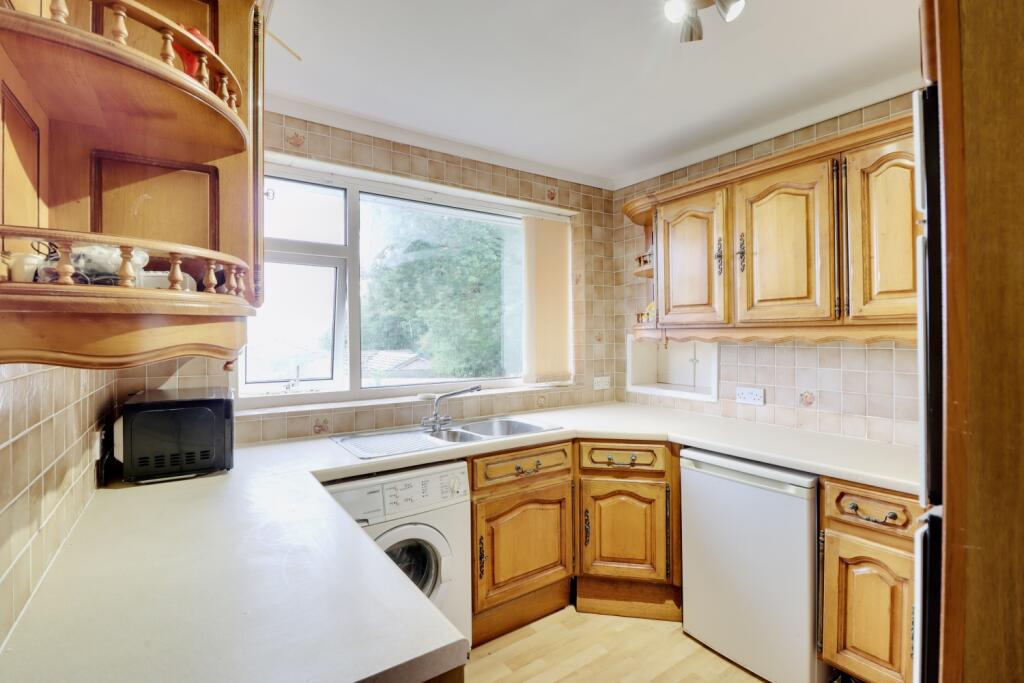 House in Bradford, Cullingworth - View 4