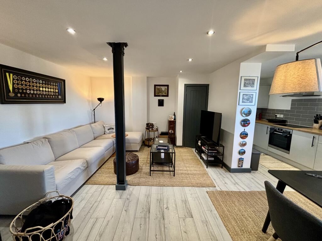 Main image of property: Crawthorne Street, Peterborough