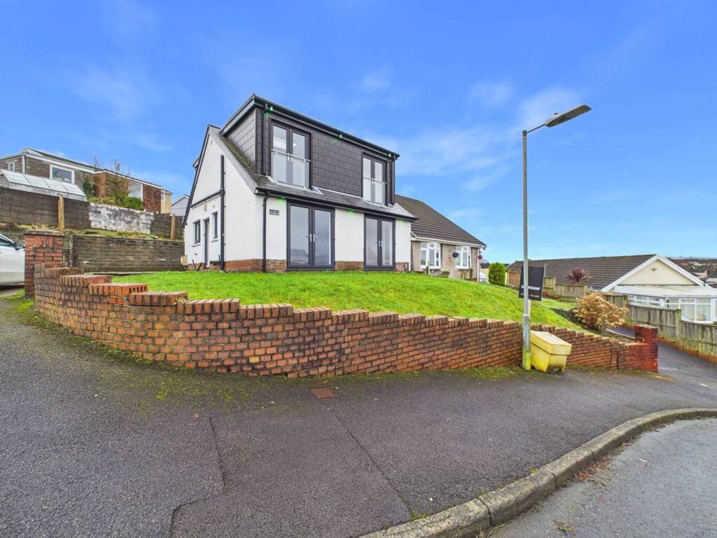 Main image of property: Greenfield Close, Llansamlet, SA7