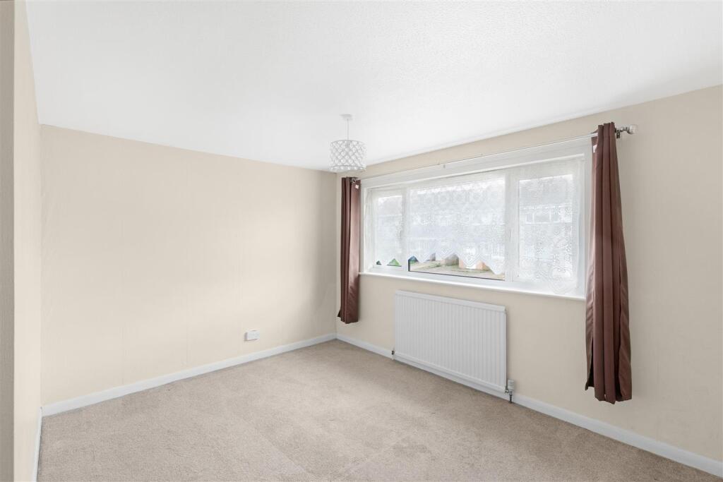 Douglas Court, Kettering - View 6
