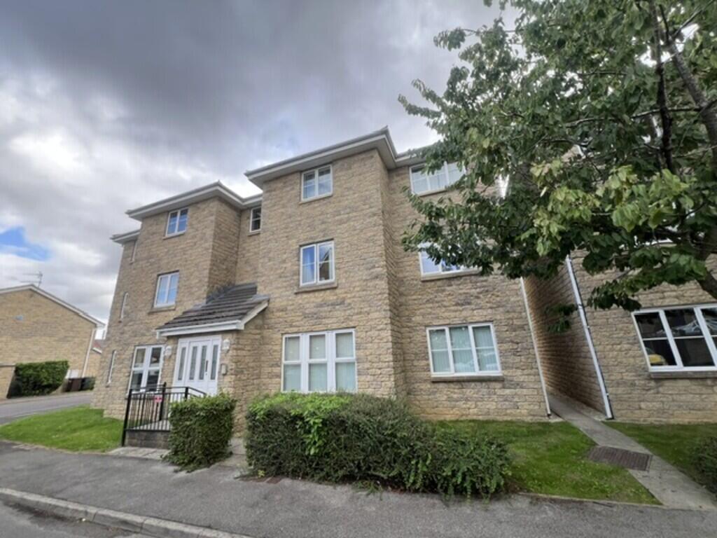 2-bed flat on Waterloo Court, Laughton Common, £89,950