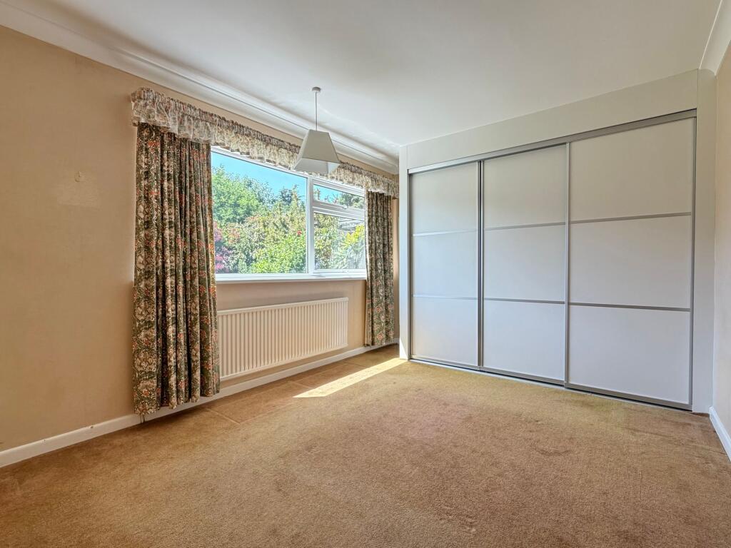 House in Teignbridge, Kingsteignton - More