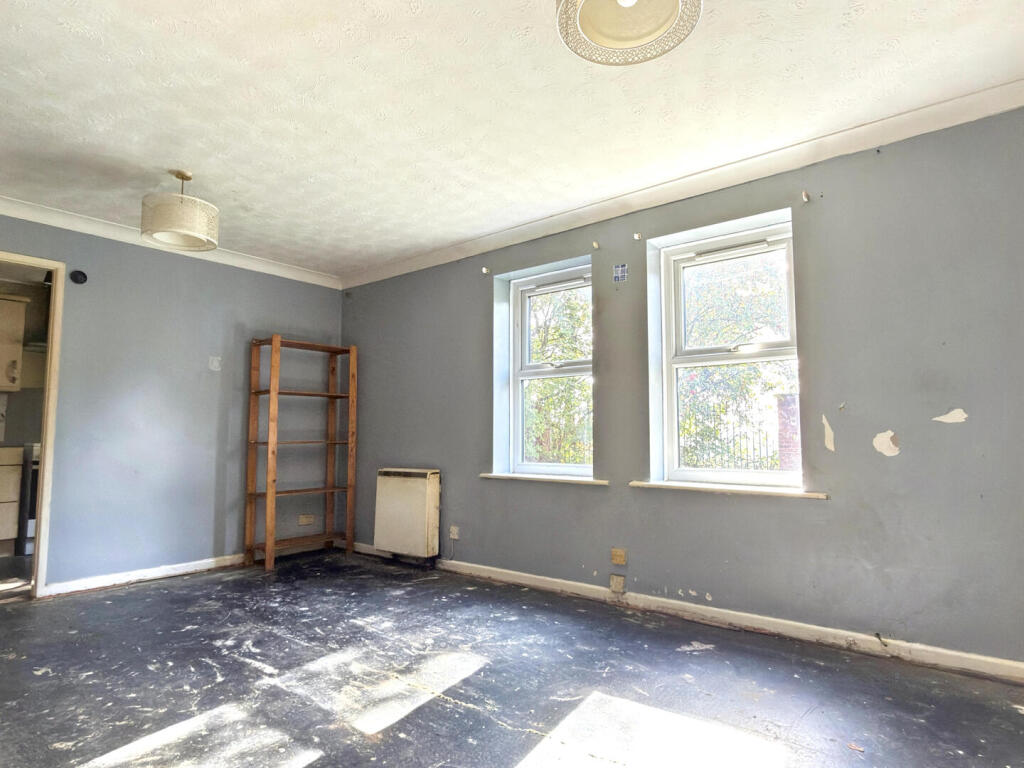 Apartment in Wakefield, Park Hill, Eastmoor - View 3