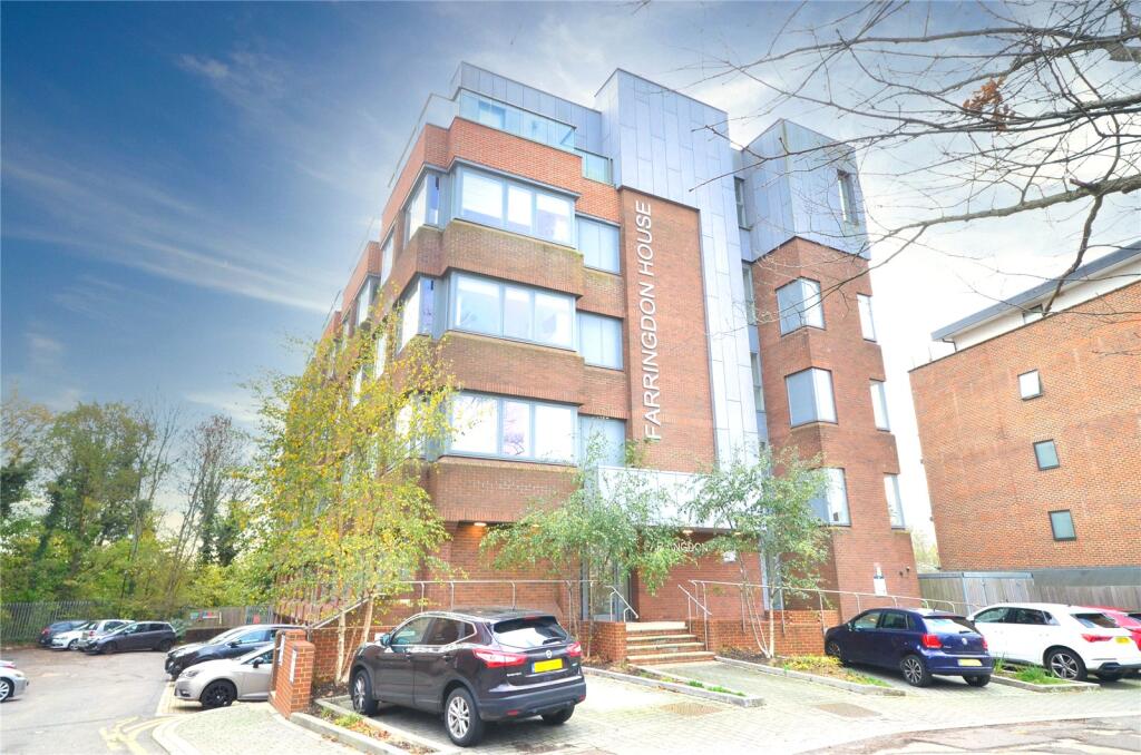 Main image of property: Farringdon House, Wood Street, East Grinstead, RH19