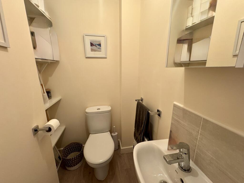 Additional image 7 of New Meadow Close, Dickens Heath, Solihull, B90