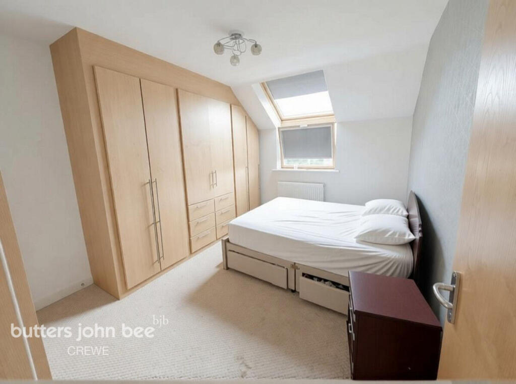 Apartment in Crewe, Wistaston - View 3