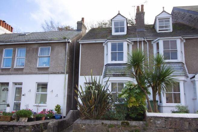 4-bed semi-detached on 11 Rosewall Terrace, St. Ives TR26 1QJ, £250,000