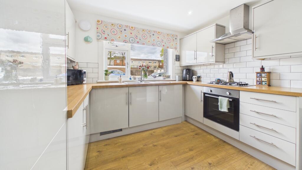 House in Erskine, Renfrewshire - View 5