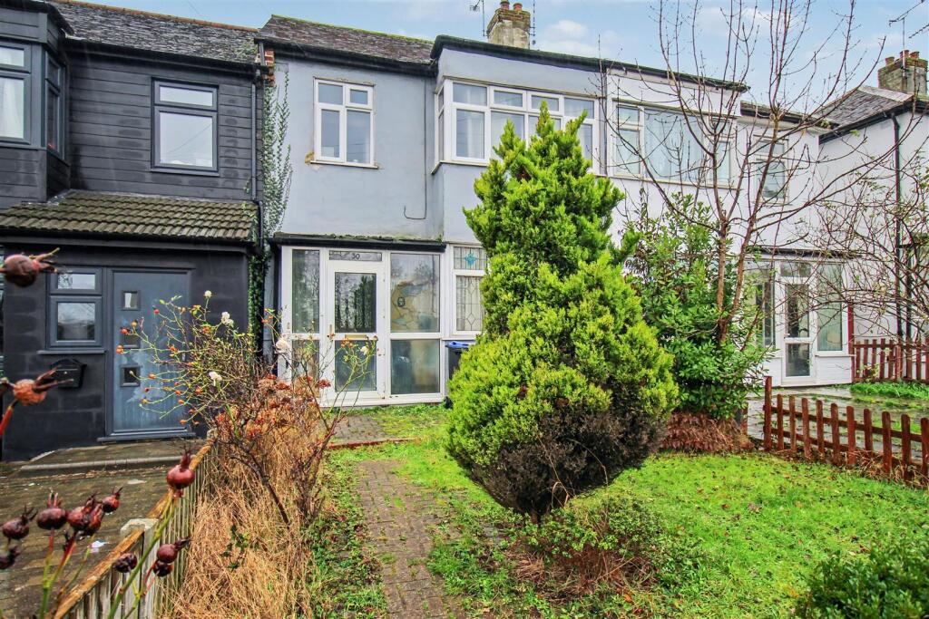 Main image of property: Arterial Road, Leigh-On-Sea