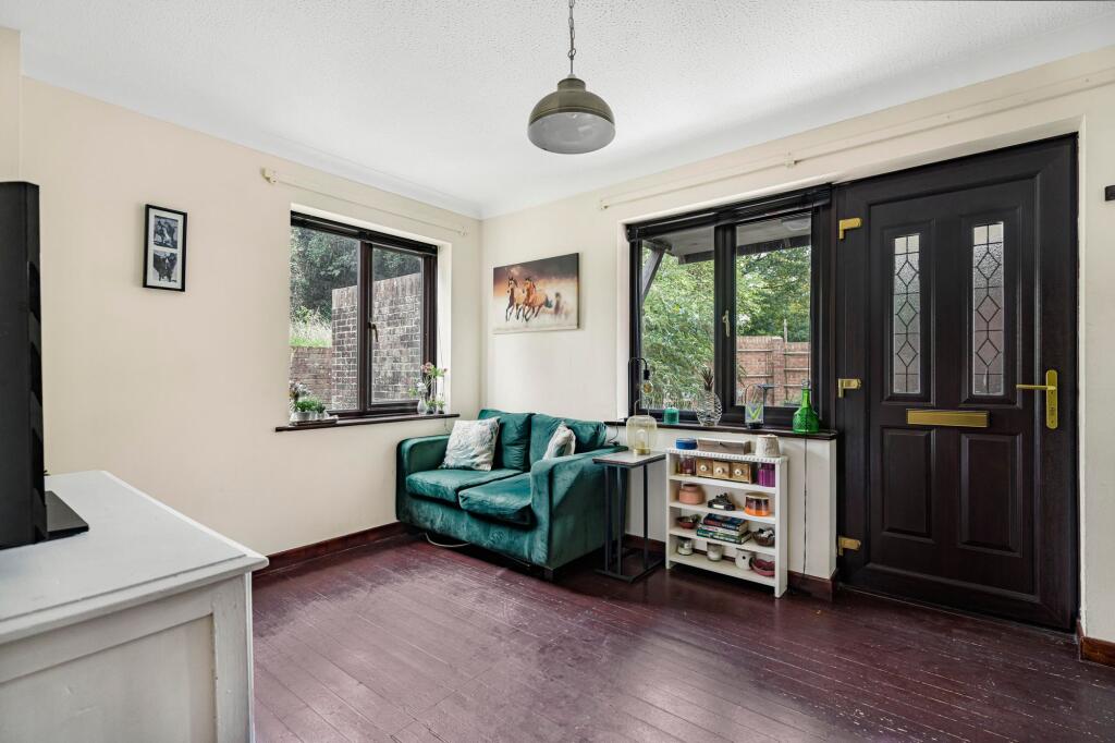 House in South Oxfordshire, Tetsworth - View 2