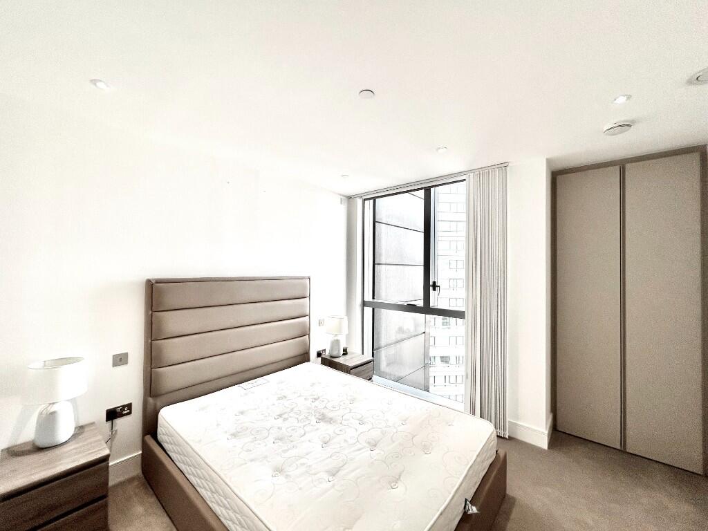 1 Bollinder Place, London, EC1V