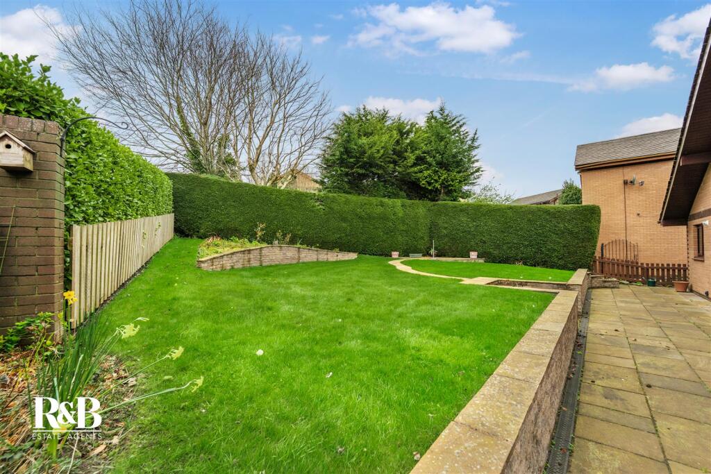 Beechwood Gardens, Lancaster photo 2