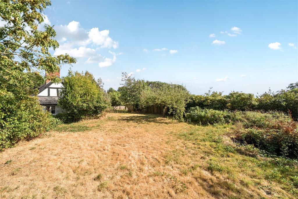 House in Shrewsbury, Bomere Heath and District - View 3