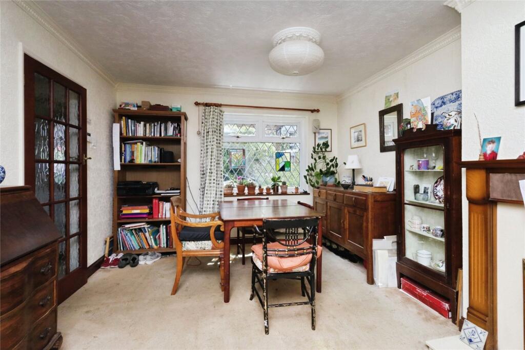 The Meadows, Lewes, East Sussex, BN7 - View 4