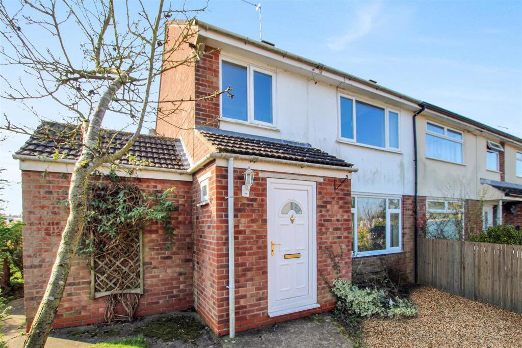 Main image of property: Gordonfield, Market Rasen