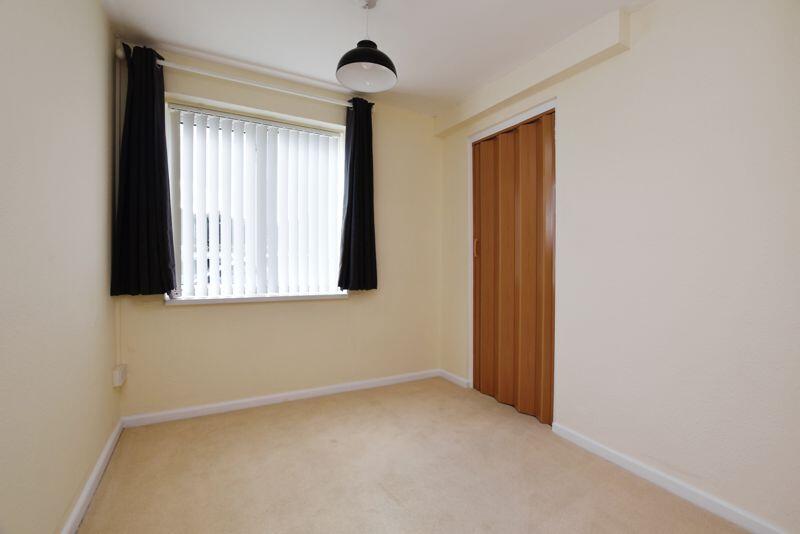 Apartment in Salisbury, Wiltshire - View 5