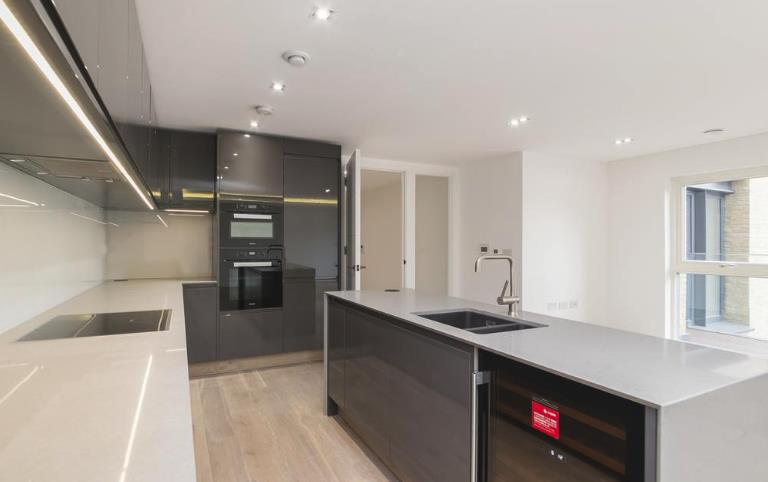 Landau Apartments,  Farm Lane, Fulham, London photo 4