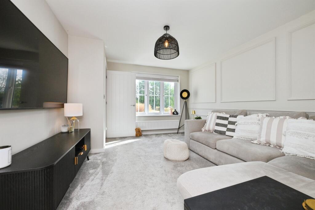 House in Stevenage - View 2