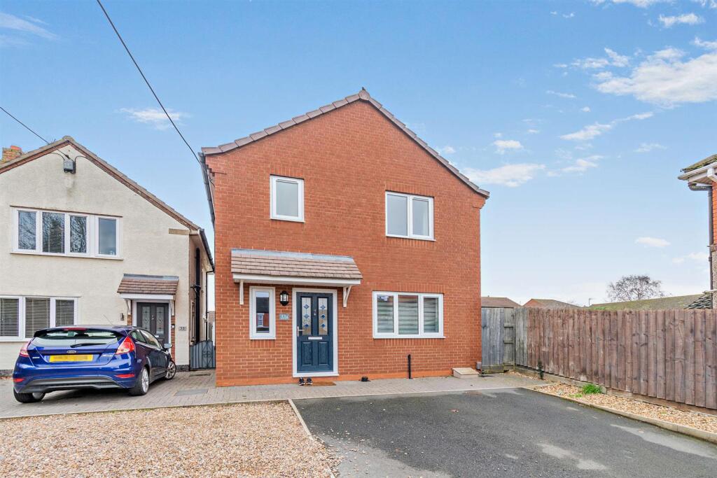 Main image of property: Doddington Road, Earls Barton, Northampton