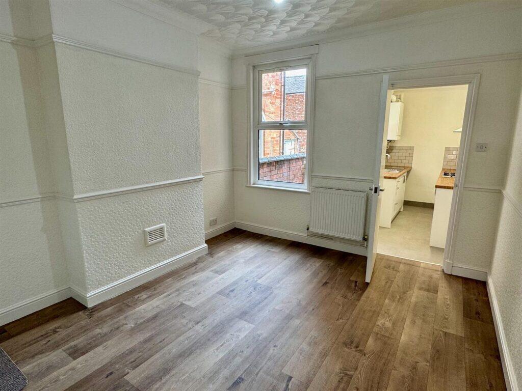 House in Leicester, City of Leicester - View 5