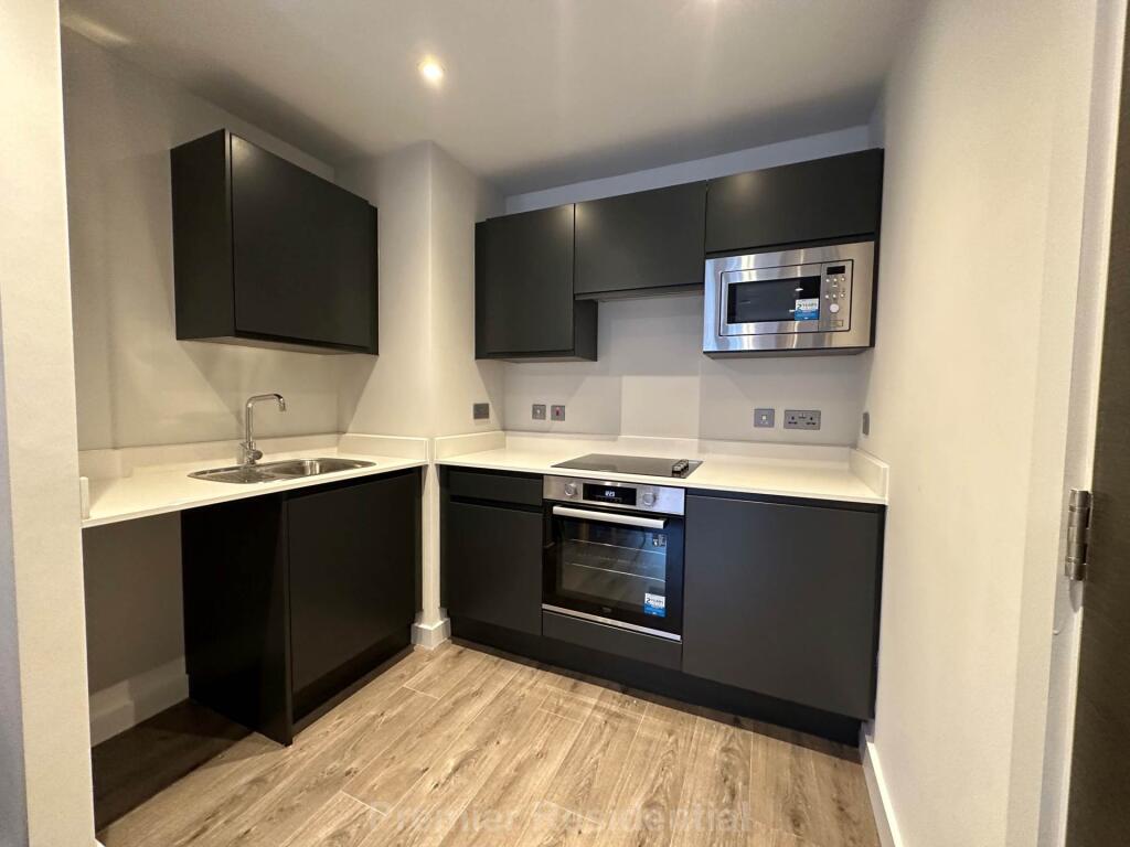 Apartment in Manchester - View 3