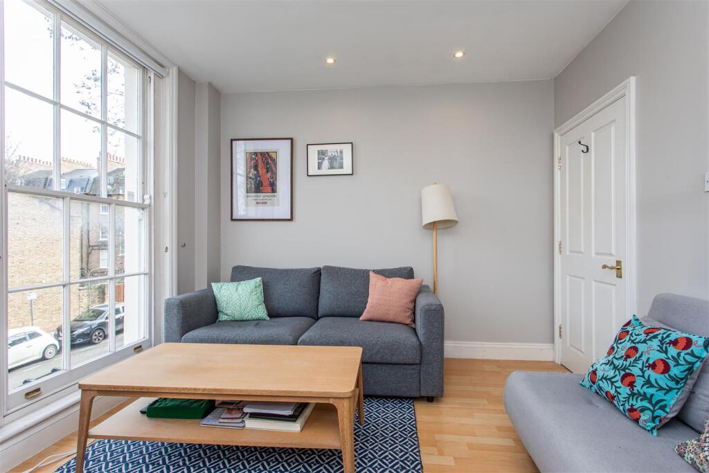 Apartment in London - View 3