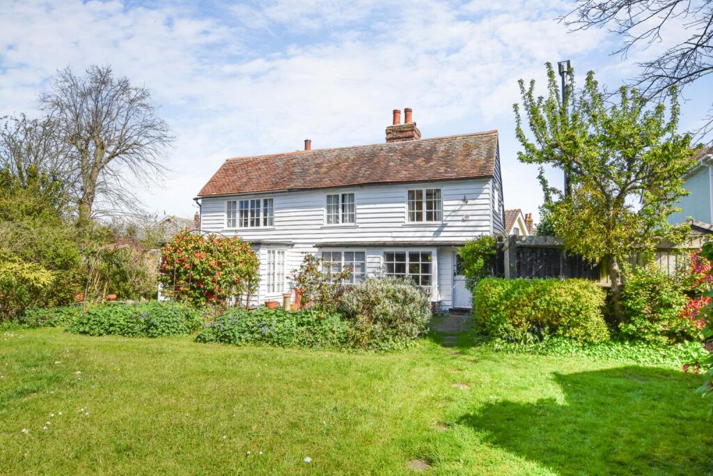 Main image of property: Lock Hill, Heybridge Basin, Maldon, Essex