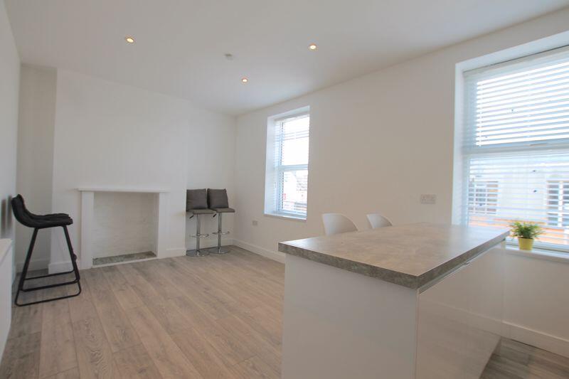Apartment in Cardiff - View 2