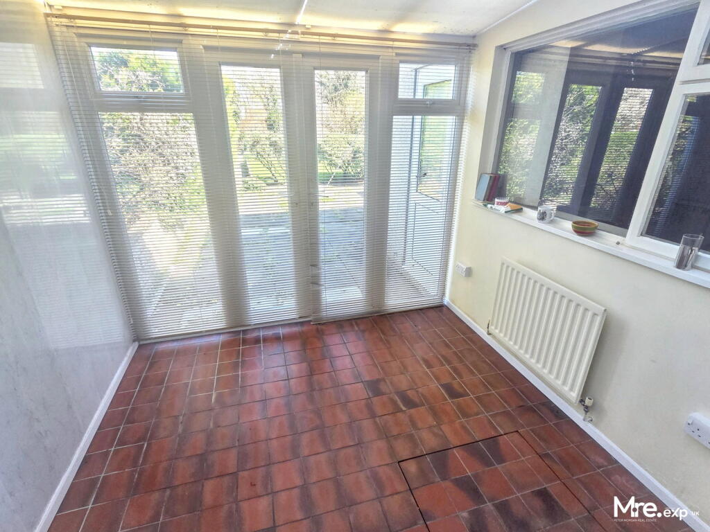 Brynteg Gardens, Bridgend, CF31 3EW - More