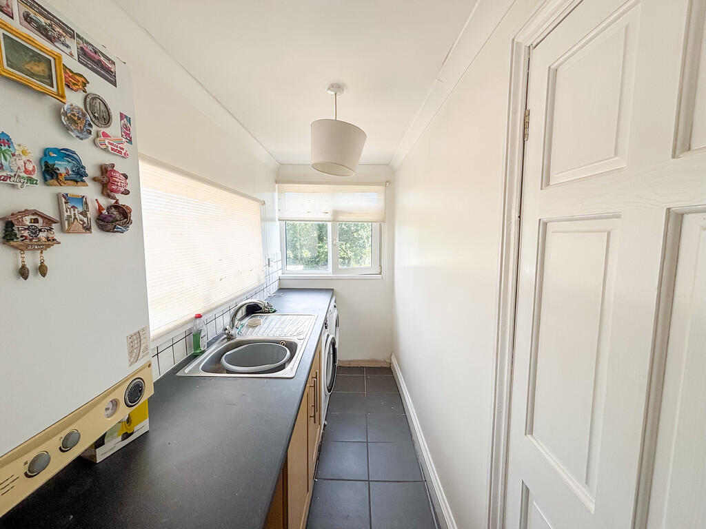 Hanbury Street, Glan Y Nant - View 4
