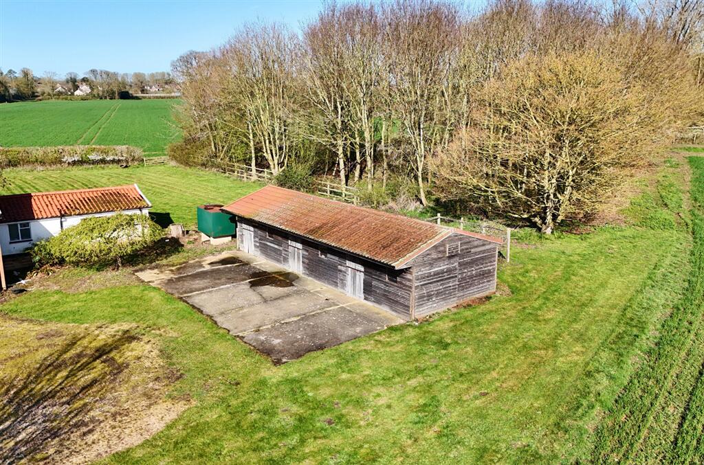 House in Ipswich - View 5