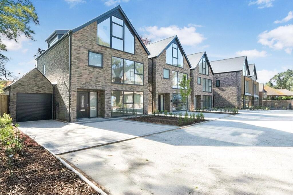 Main image of property: Ringwood Road, Ferndown, Dorset, BH22