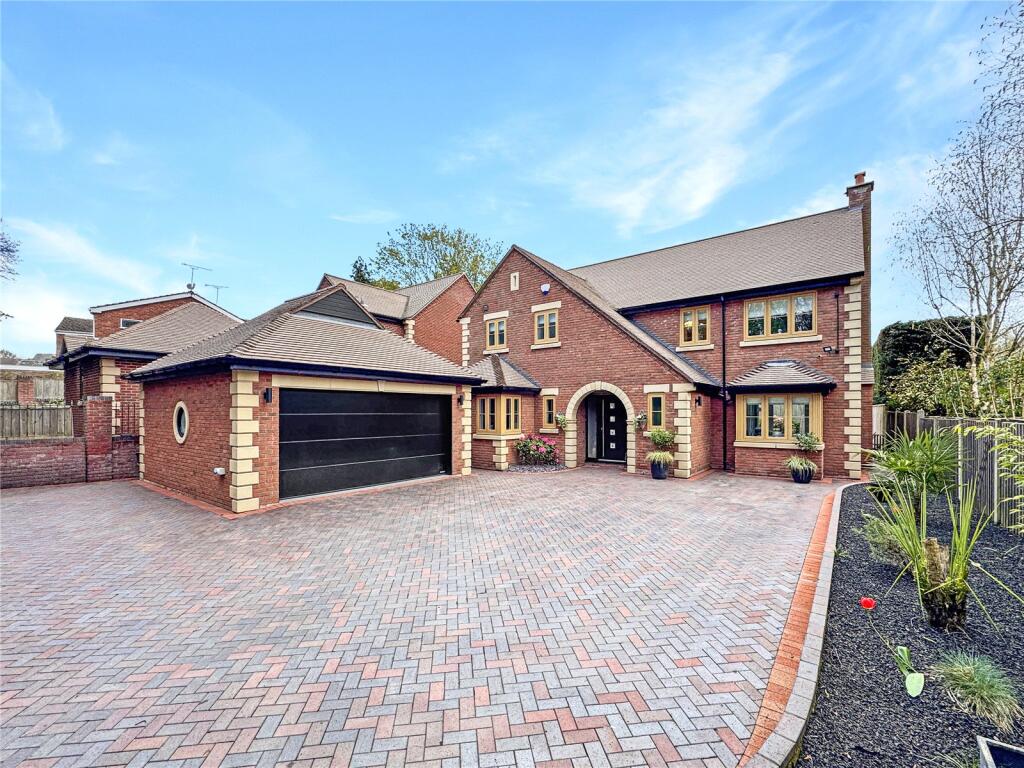 Main image of property: Chaseley Lodge, New Penkridge Road, Cannock, WS11