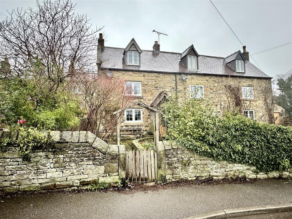 Main image of property: Townhead Road, Sheffield