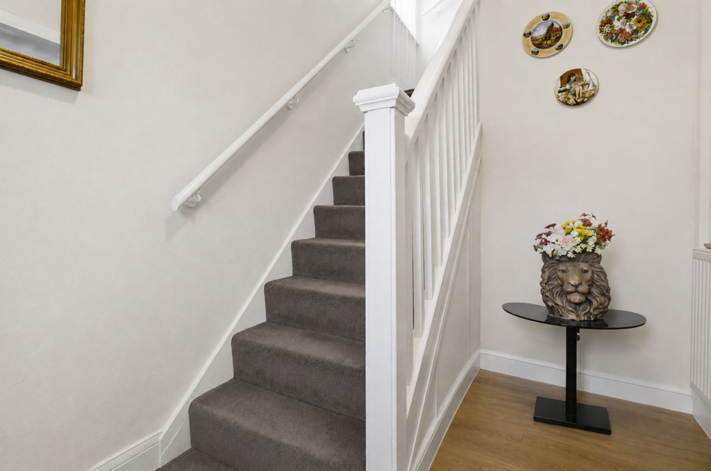House in Worcester, Lyppard Grange, Warndon - View 5