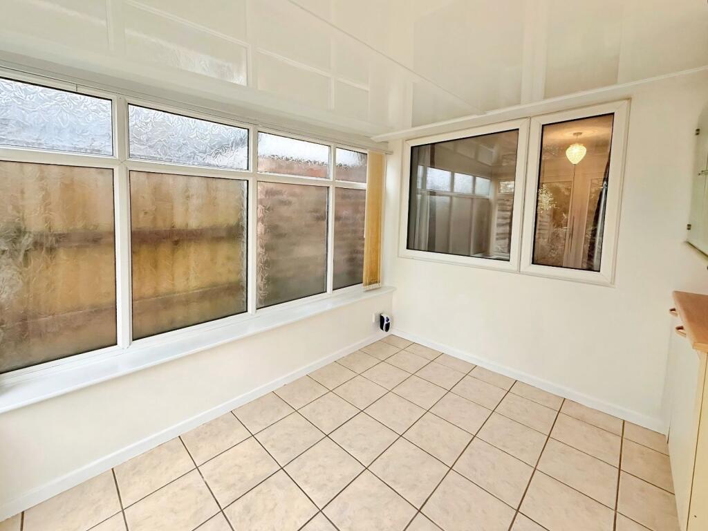 Haydock Drive, Timperley, Altrincham, Greater Manchester, WA15 photo 4