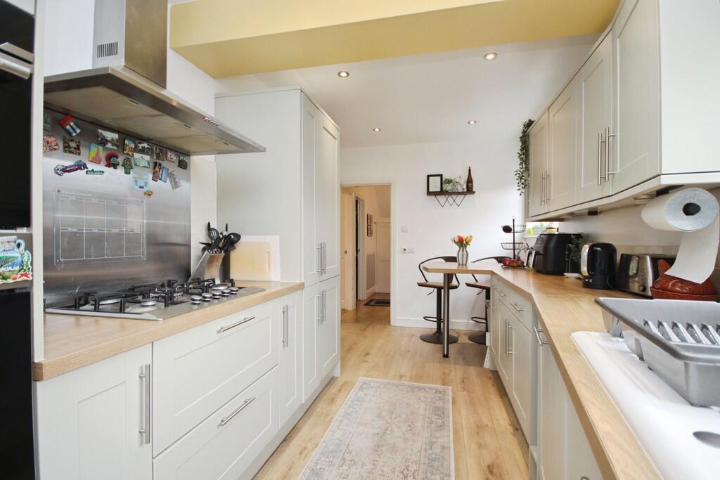 House in Lincoln - View 4