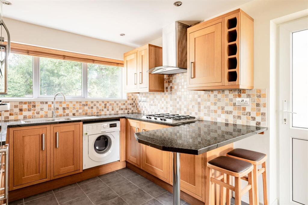 Wickham Drive, Hurstpierpoint photo 5