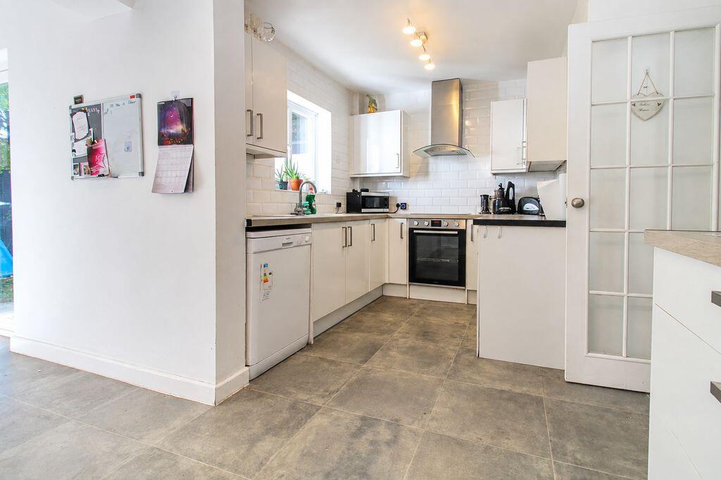 House in Tempsford, Central Bedfordshire - View 4