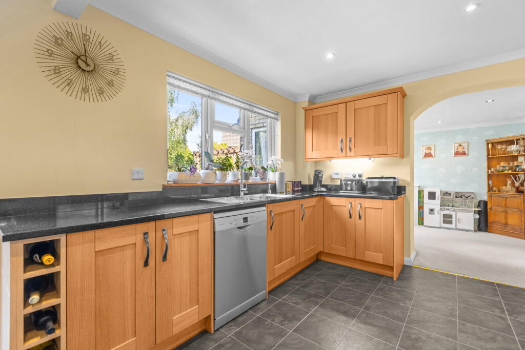 House in Kingston upon Thames - View 5