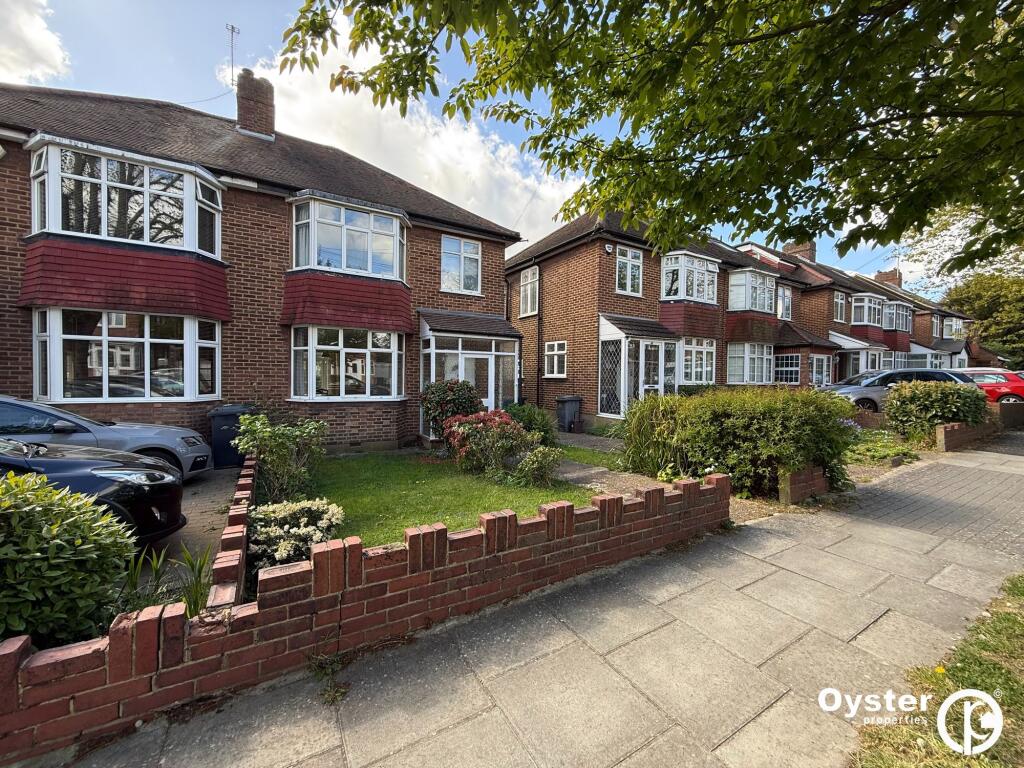 Main image of property: Bawtry Road, London, N20