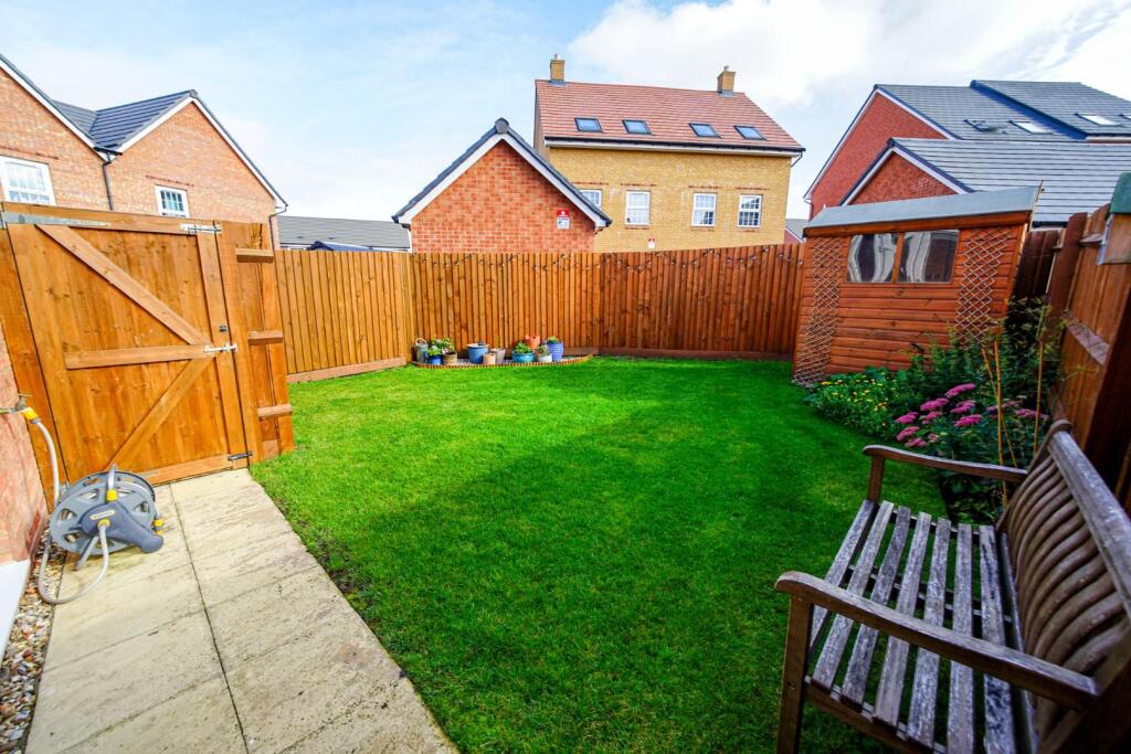 Alexander Way, Leighton Buzzard photo 4