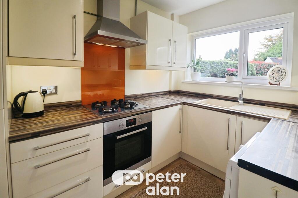 House in Cardiff, Llanishen - View 4