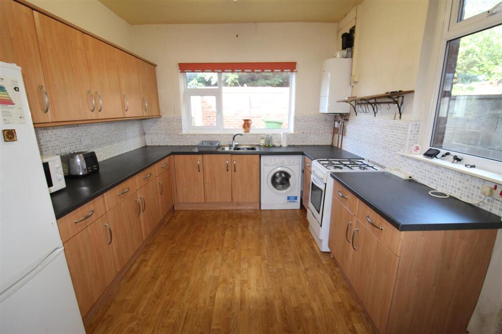 House in Bolton - View 4