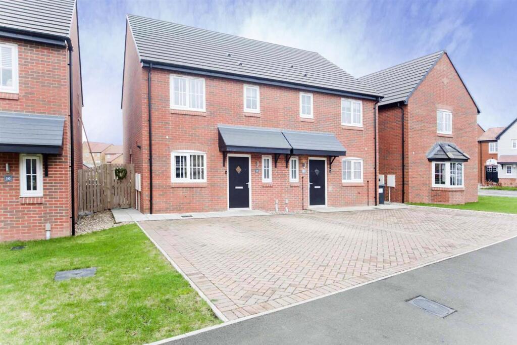 3-bed semi-detached on Winning Close, Wingate, £200,000