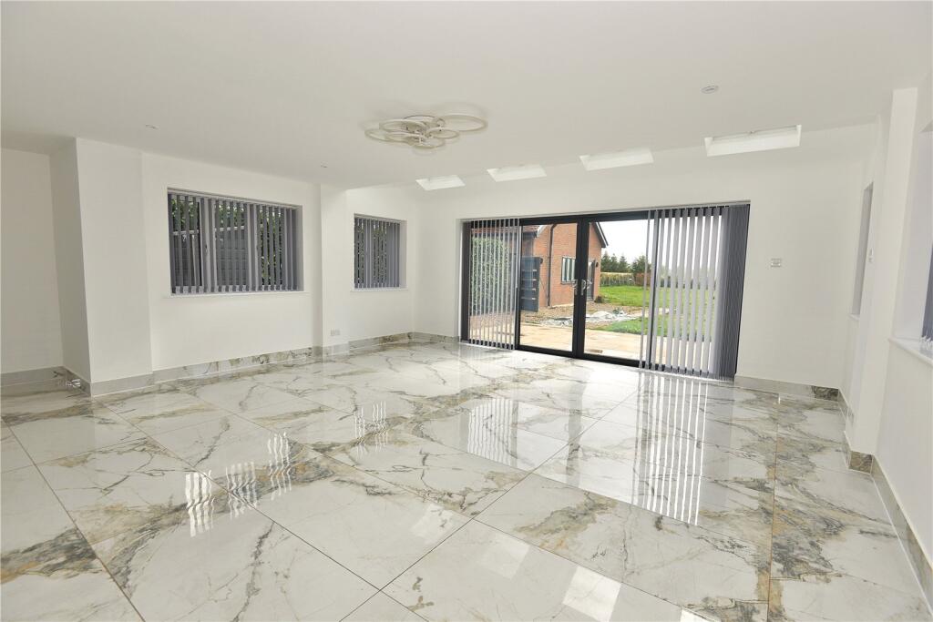 House in New Forest, Tinker's Cross, Fordingbridge - View 4